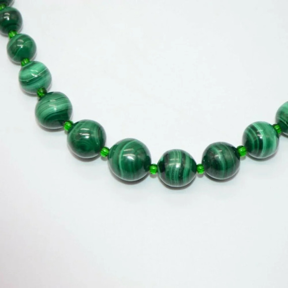 Green Malachite Graduated Bead Beaded Silver Tone - Picture 2 of 4